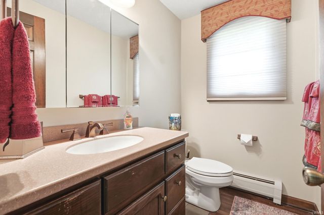 5922 Vance Avenue, Fort Wayne, IN 46815