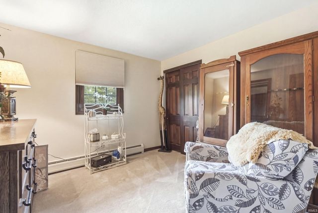 5922 Vance Avenue, Fort Wayne, IN 46815