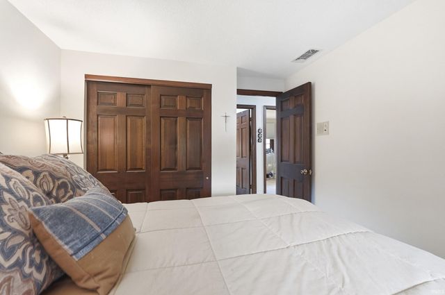 5922 Vance Avenue, Fort Wayne, IN 46815