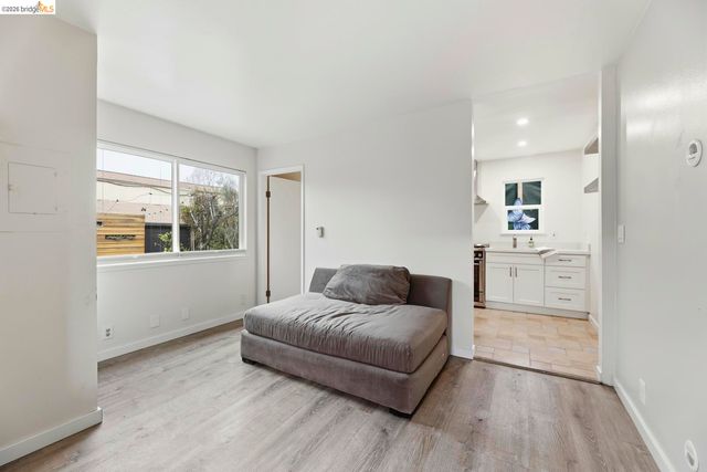 946 Kains AVE, Albany, CA 94706