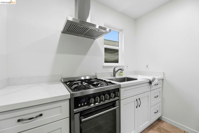 946 Kains AVE, Albany, CA 94706