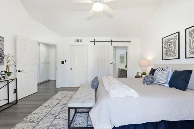 7304 Balboa C, Lake Balboa, CA 91406