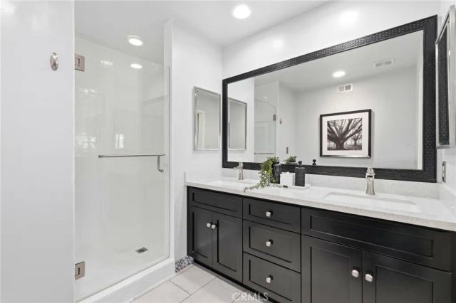 7304 Balboa C, Lake Balboa, CA 91406