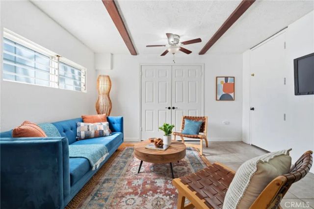 7304 Balboa C, Lake Balboa, CA 91406