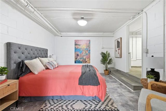 7304 Balboa C, Lake Balboa, CA 91406