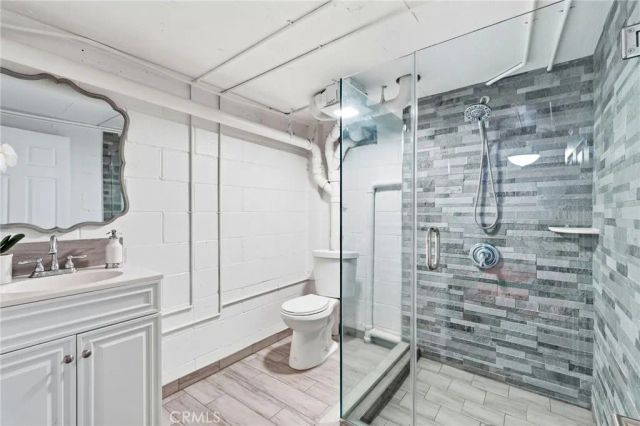 7304 Balboa C, Lake Balboa, CA 91406