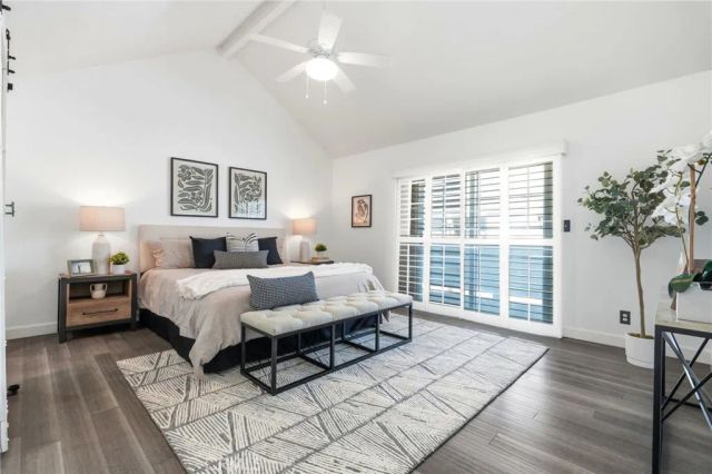 7304 Balboa C, Lake Balboa, CA 91406