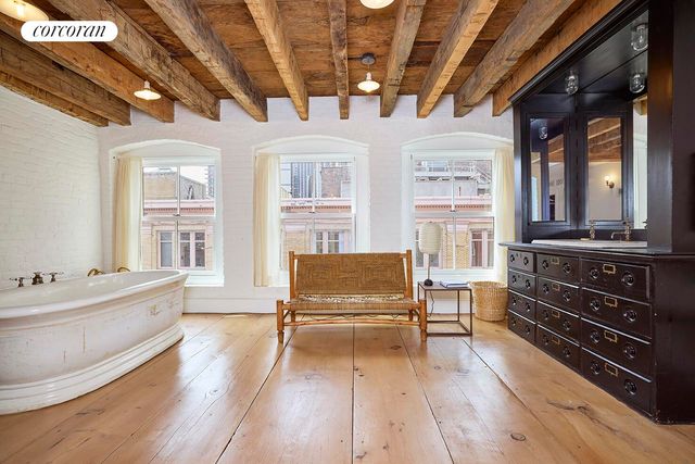 134 BEEKMAN Street, New York City, NY 10038