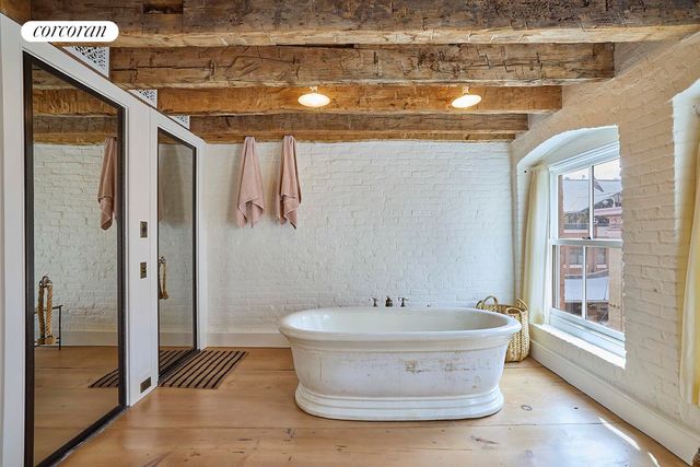 134 BEEKMAN Street, New York City, NY 10038