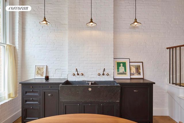 134 BEEKMAN Street, New York City, NY 10038