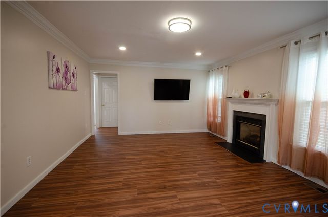10912 Point Grey Rd, Henrico, VA 23233