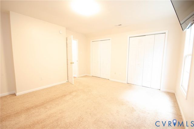 10912 Point Grey Rd, Henrico, VA 23233
