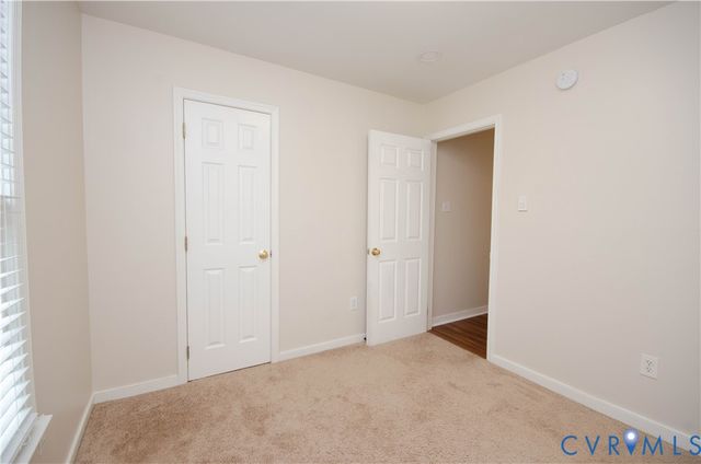 10912 Point Grey Rd, Henrico, VA 23233