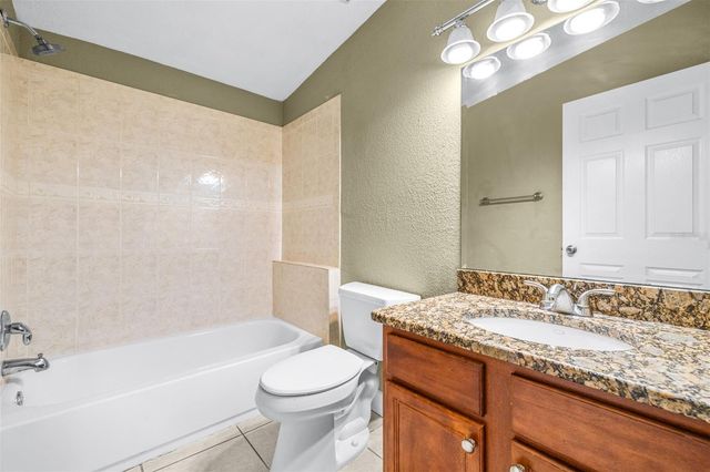 3415 W BARCELONA STREET, Tampa, FL 33629