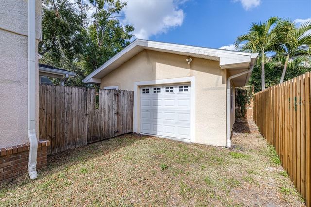 3415 W BARCELONA STREET, Tampa, FL 33629
