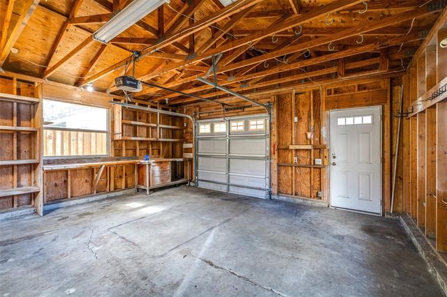 3415 W BARCELONA STREET, Tampa, FL 33629