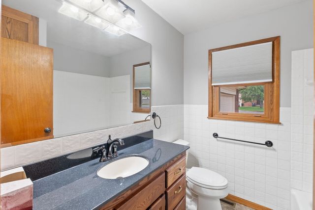 949 N Murray, Wichita, KS 67212