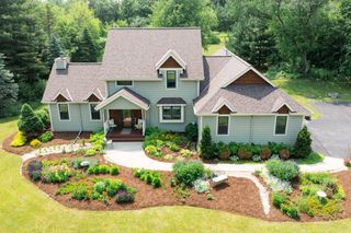 W334S3908 Deerpark DRIVE, Dousman, WI 53118