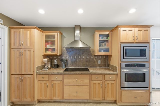 14 1st Avenue, Constantia, NY 13044