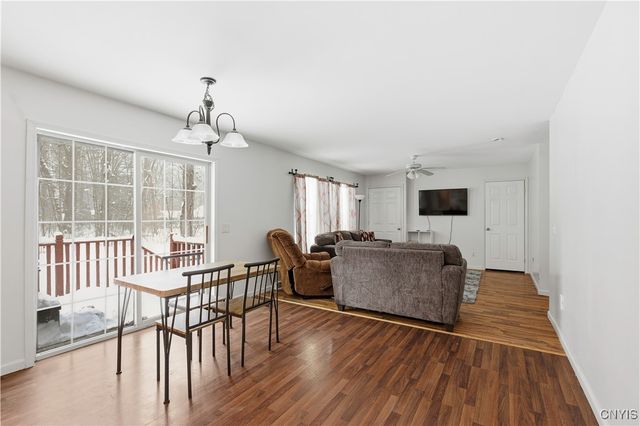 14 1st Avenue, Constantia, NY 13044