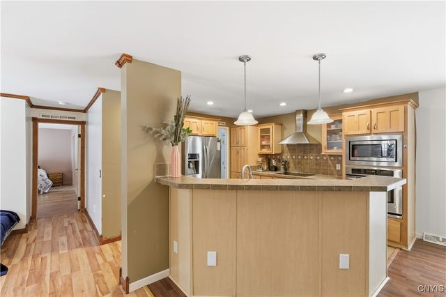 14 1st Avenue, Constantia, NY 13044