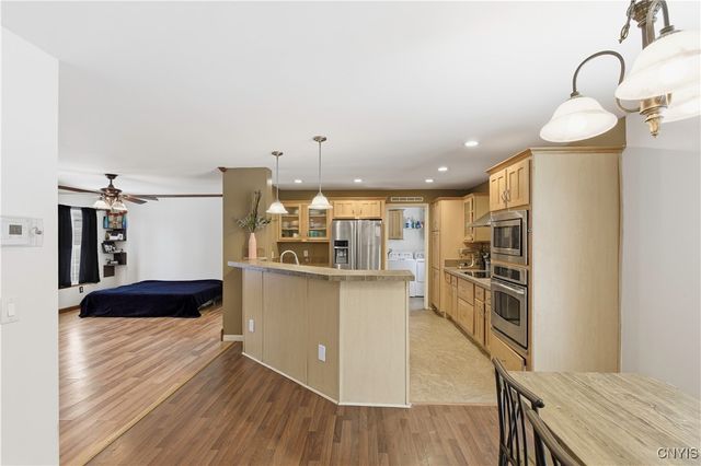 14 1st Avenue, Constantia, NY 13044