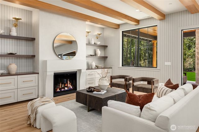 9473 Springwood Avenue NE, Bainbridge Island, WA 98110