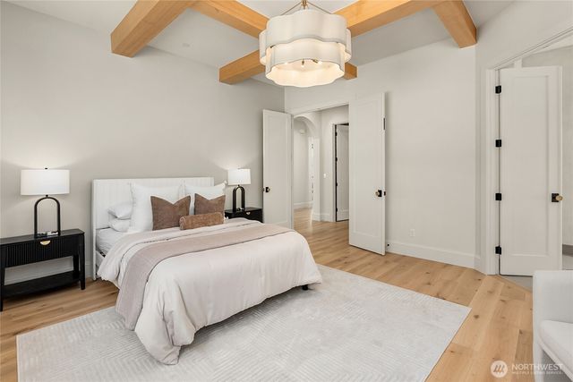 9473 Springwood Avenue NE, Bainbridge Island, WA 98110