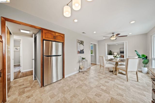 4681 Upland Dr, Richmond, CA 94803