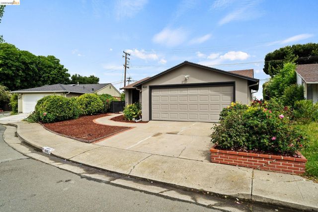 4681 Upland Dr, Richmond, CA 94803
