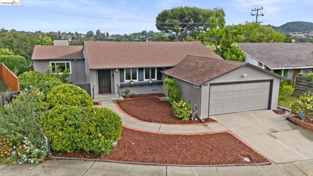 4681 Upland Dr, Richmond, CA 94803