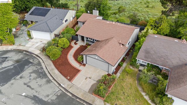 4681 Upland Dr, Richmond, CA 94803
