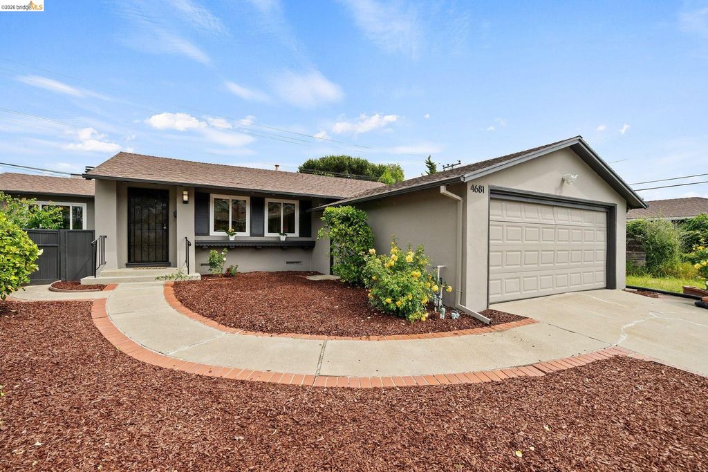 4681 Upland Dr, Richmond, CA 94803
