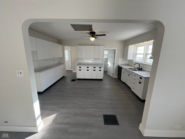 1509 Liberty Avenue, Terre Haute, IN 47807