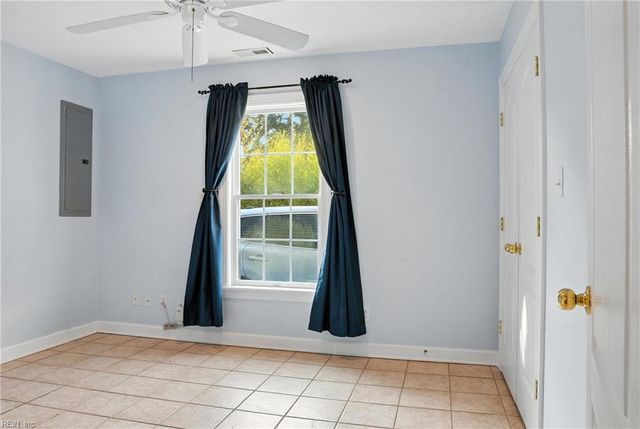 2205 Dinwiddie RD, Virginia Beach, VA 23455