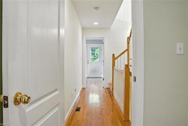 2205 Dinwiddie RD, Virginia Beach, VA 23455