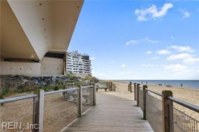 2205 Dinwiddie RD, Virginia Beach, VA 23455