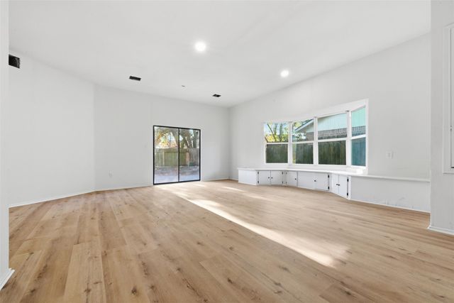 3835 Green Crest Drive, Houston, TX 77082