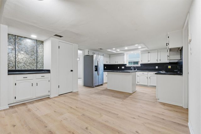 3835 Green Crest Drive, Houston, TX 77082