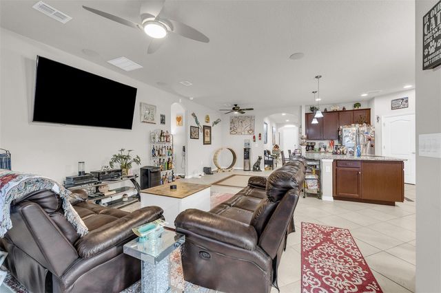 980 GLAZEBROOK LOOP, Orange City, FL 32763