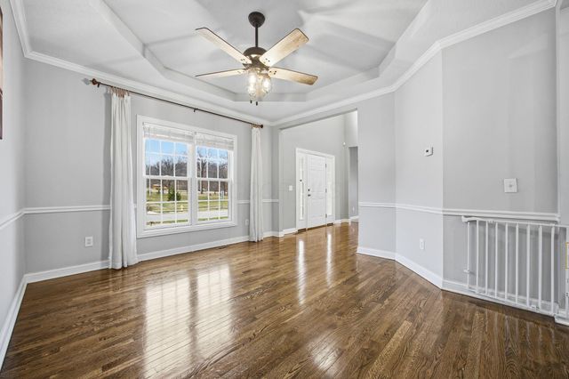 477 Stratshire Lane, Columbus, OH 43230