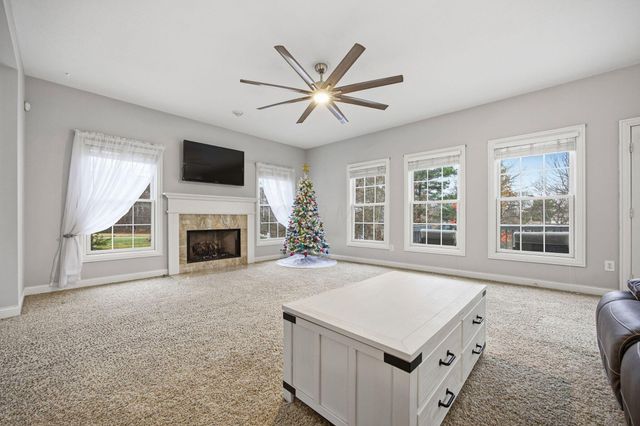 477 Stratshire Lane, Columbus, OH 43230