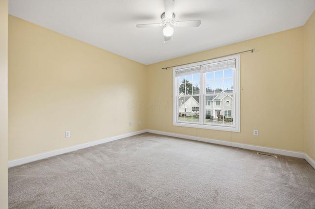 477 Stratshire Lane, Columbus, OH 43230