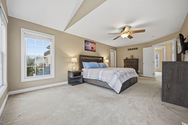 477 Stratshire Lane, Columbus, OH 43230