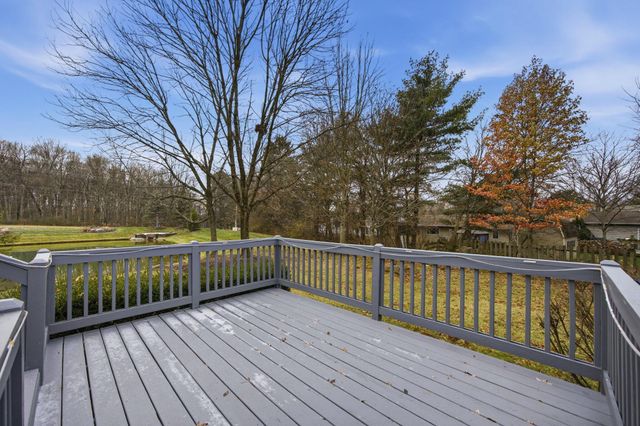 477 Stratshire Lane, Columbus, OH 43230