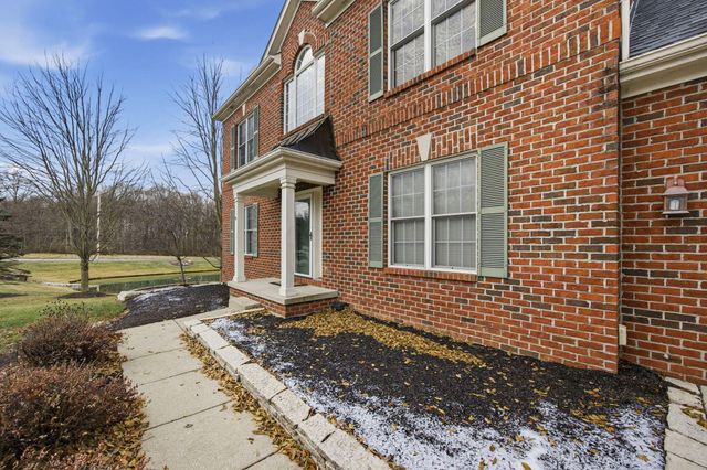 477 Stratshire Lane, Columbus, OH 43230