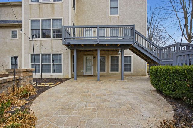 477 Stratshire Lane, Columbus, OH 43230