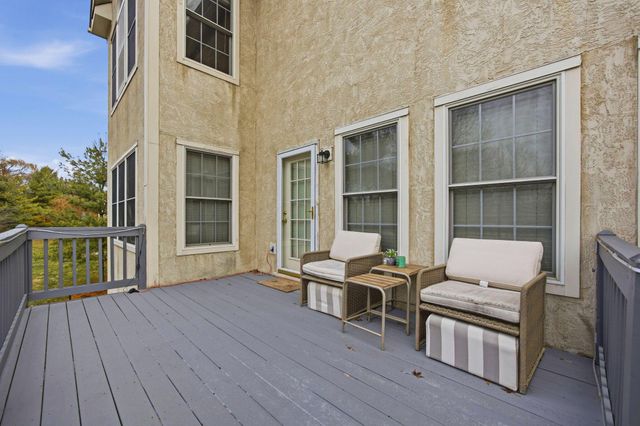 477 Stratshire Lane, Columbus, OH 43230