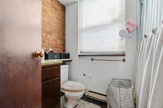 36 Hanson St, Boston, MA 02118