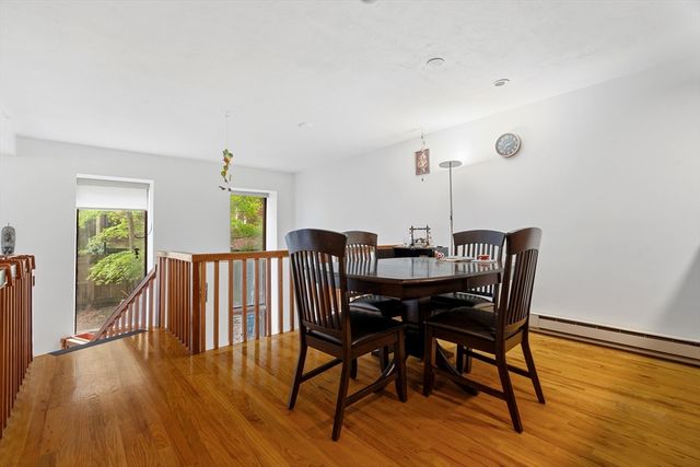 36 Hanson St, Boston, MA 02118